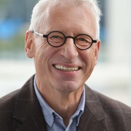Dr. Wolfgang Rau